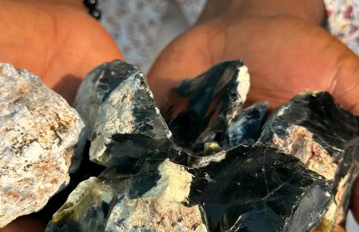 Opal burundi